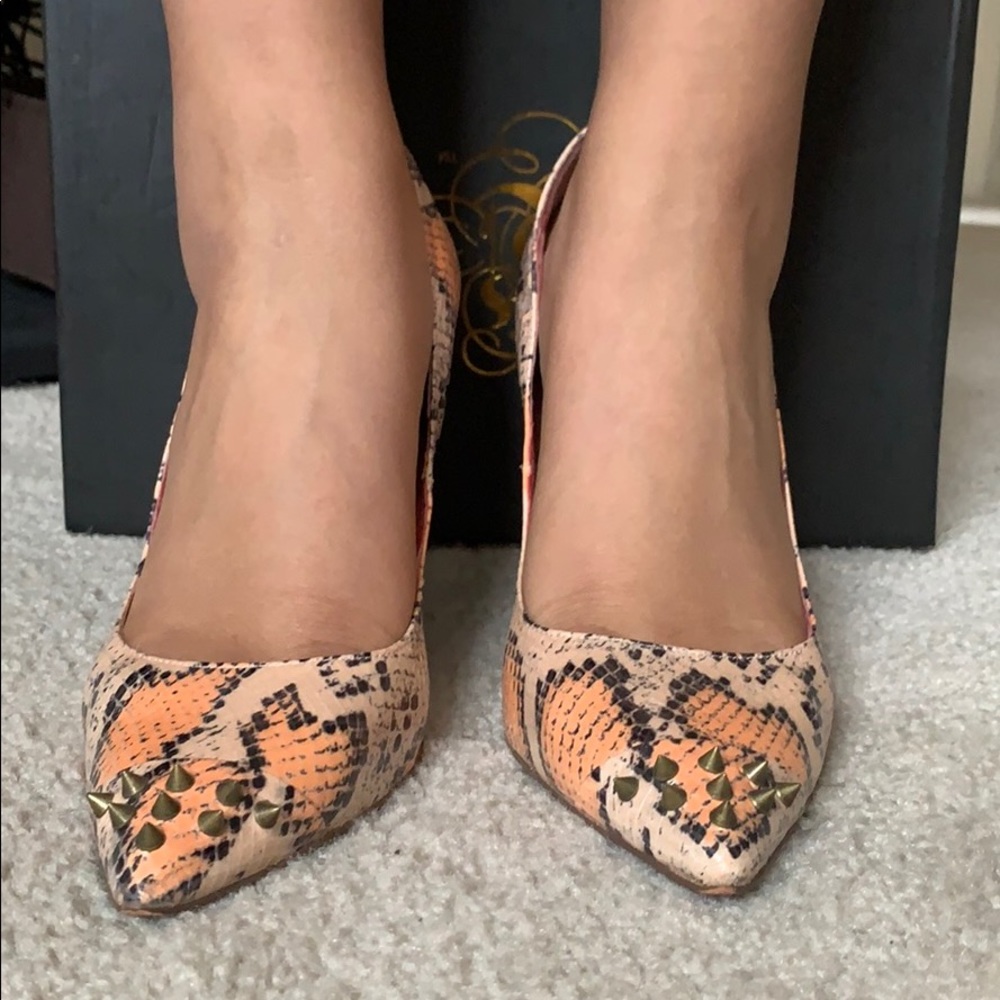 Snake Skin Pumps